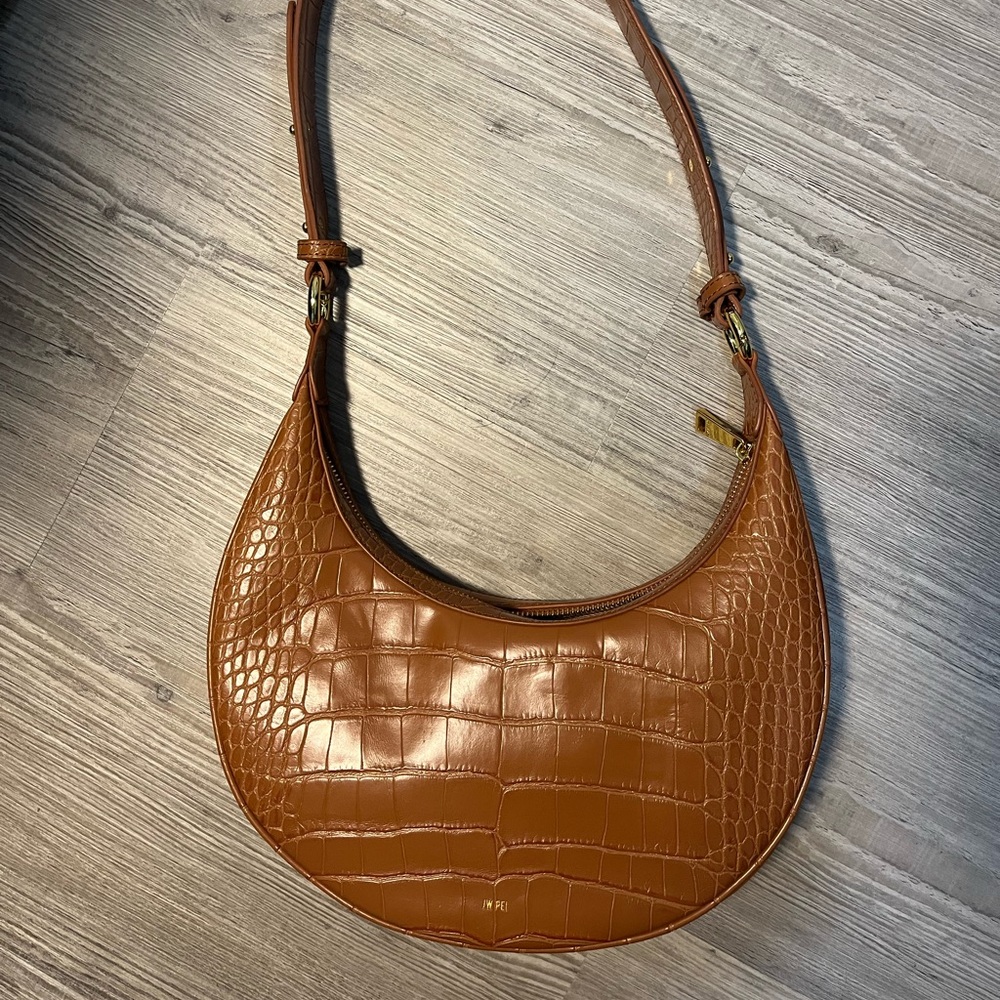 JW PEI purse